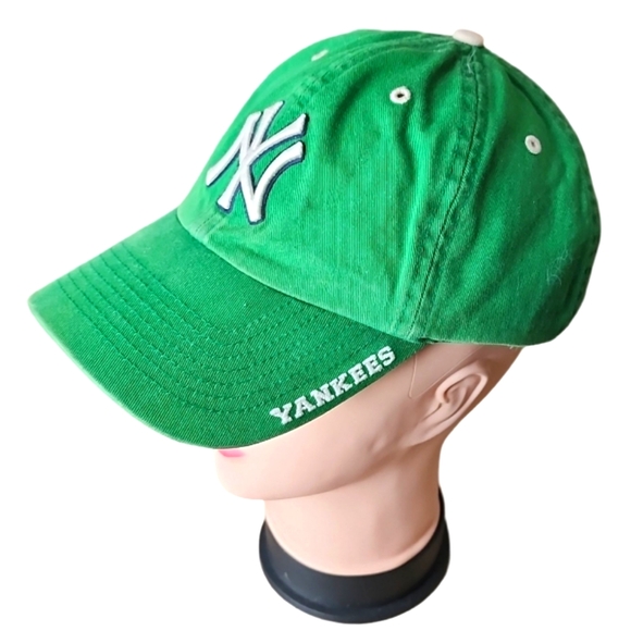 Vintage Twins Enterprise, Inc Yankees Adjustable‎ Green Baseball Cap - Picture 1 of 6